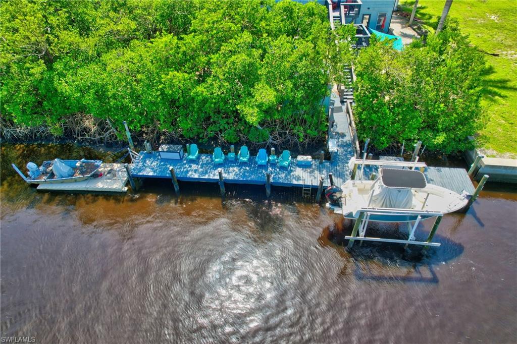 936 Panther Creek LN, EVERGLADES CITY FL 34139