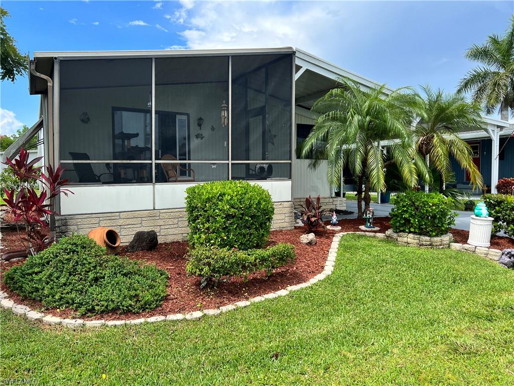 251 Loon LN # 251, NAPLES FL 34114