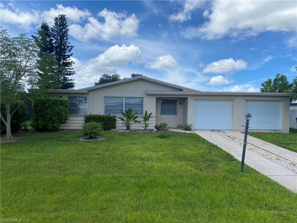 209 Rockcliff AVE, LEHIGH ACRES FL 33936