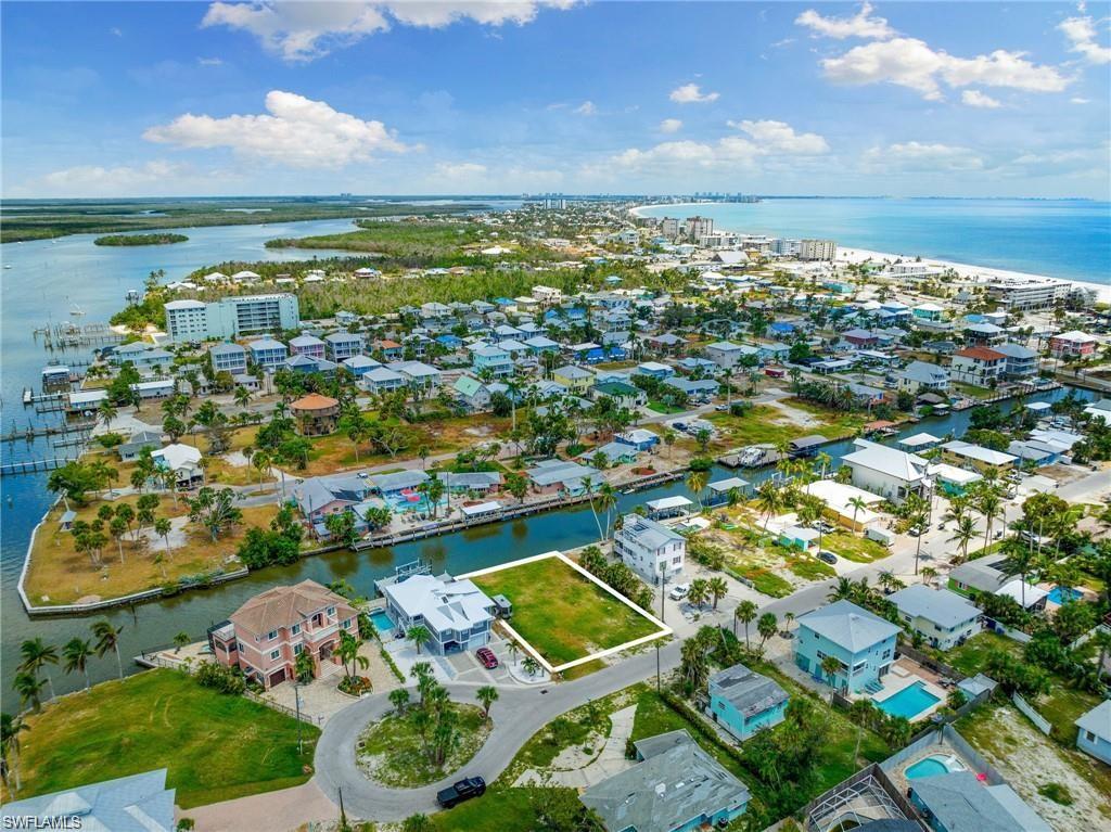 290 Ohio AVE, FORT MYERS BEACH FL 33931