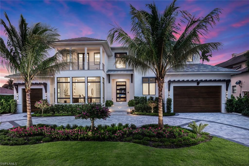625 21st AVE S, NAPLES FL 34102