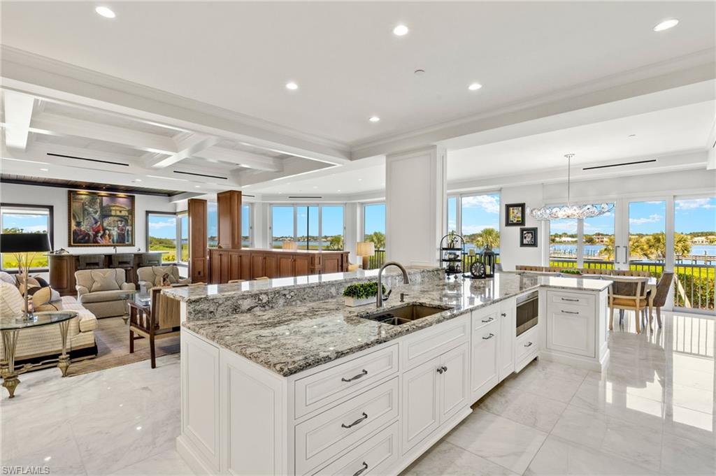 1520 STAR POINT LN # 401, NAPLES FL 34112