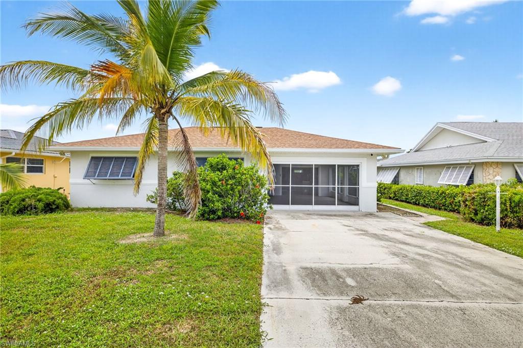 160 San Salvador ST, NAPLES FL 34113