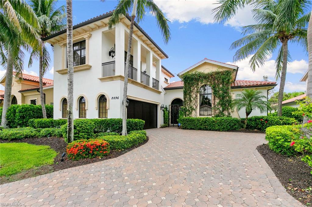 2896 Tiburon BLVD E, NAPLES FL 34109