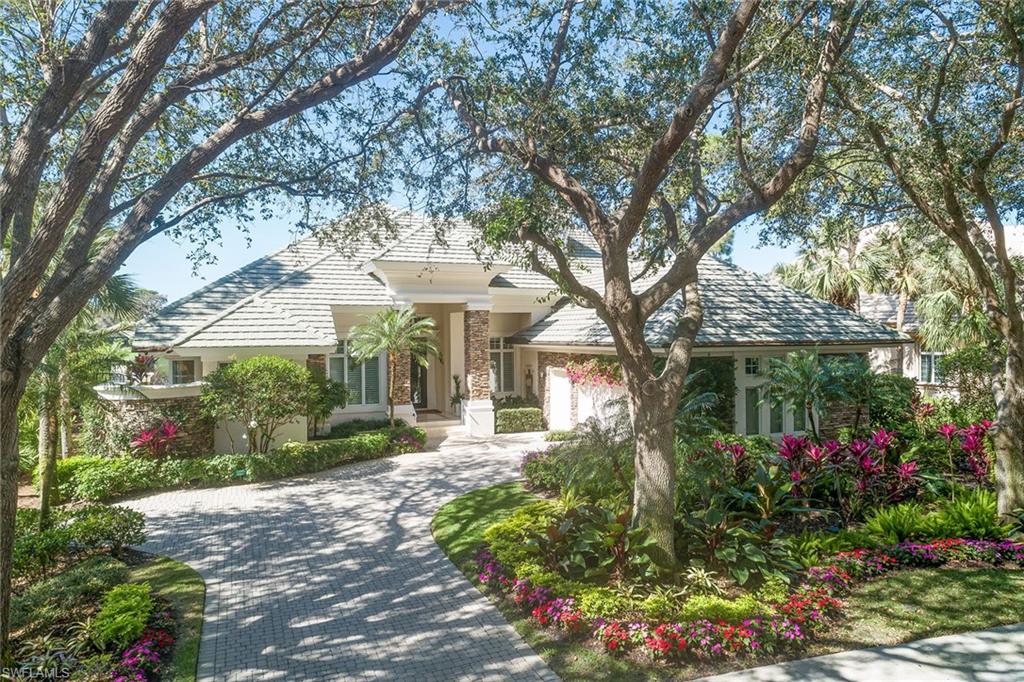 980 Barcarmil WAY, NAPLES FL 34110