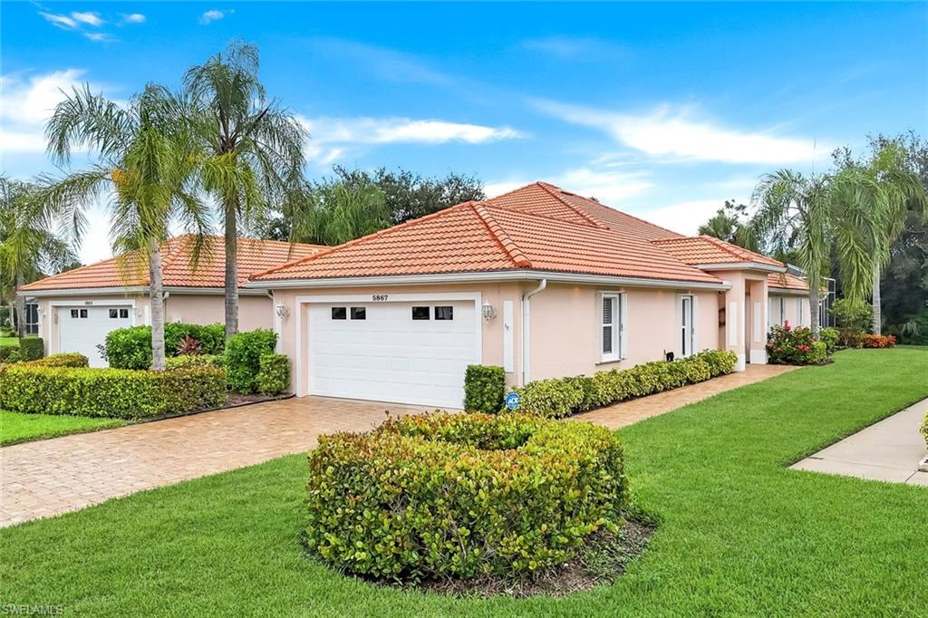 5867 Northridge DR N # A8, NAPLES FL 34110