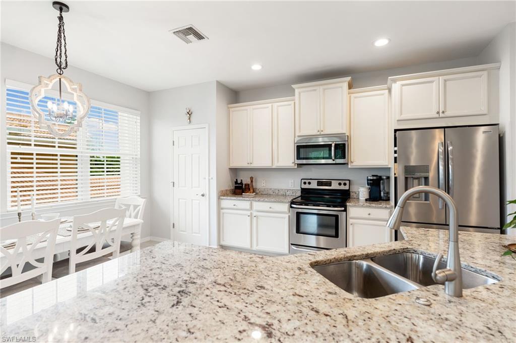 18239 Creekside Preserve LOOP # 202, FORT MYERS FL 33908