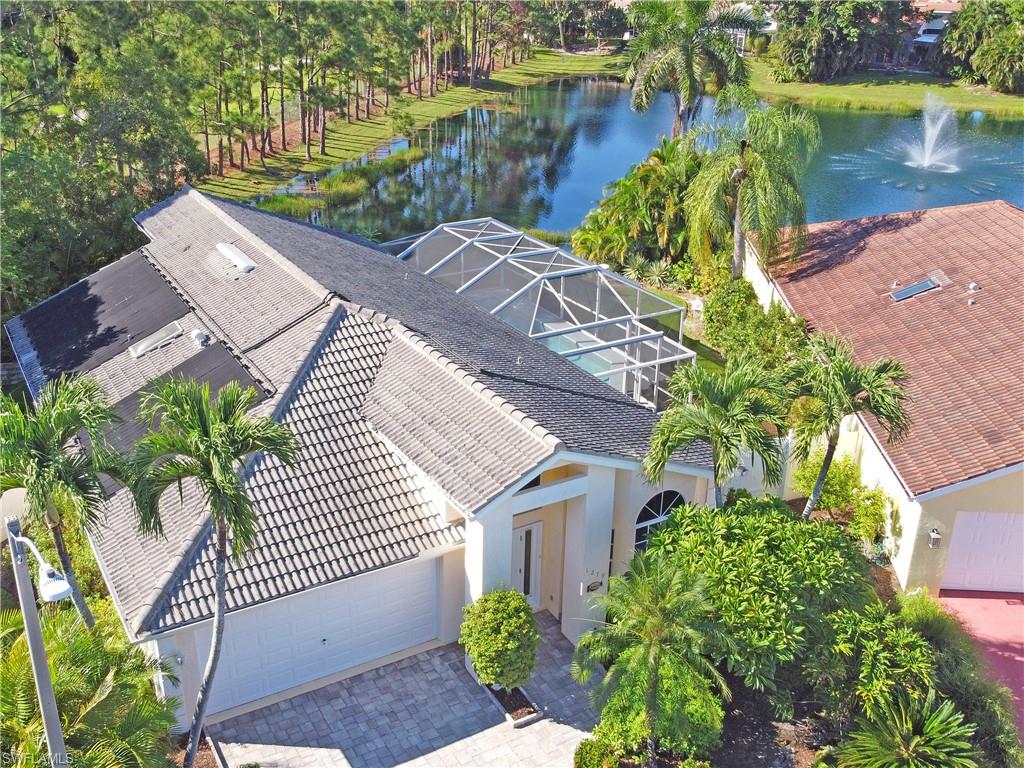 1279 Naples Lake DR, NAPLES FL 34104