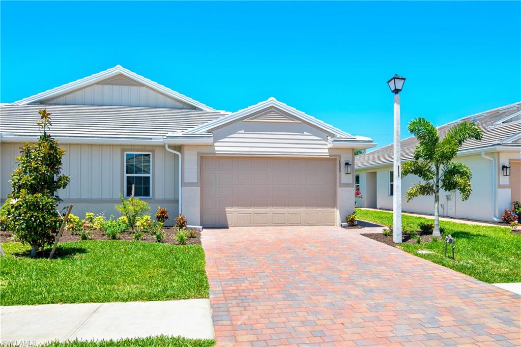 1033 Tranquil Brook DR, NAPLES FL 34114