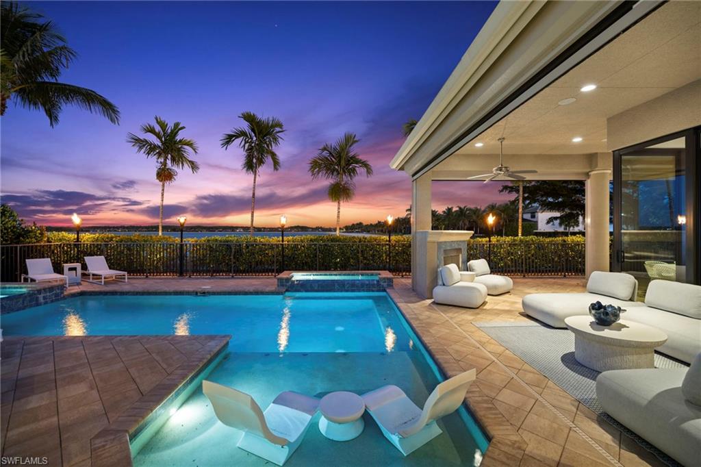 9214 Marble Stone DR, NAPLES FL 34120