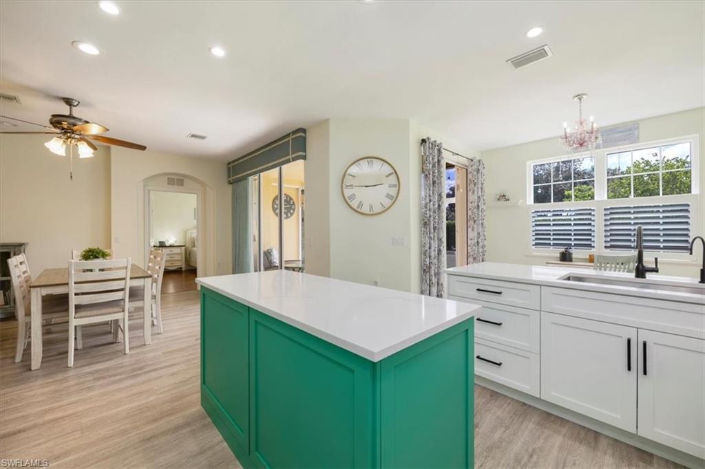 8315 Big Acorn CIR # 902, NAPLES FL 34119