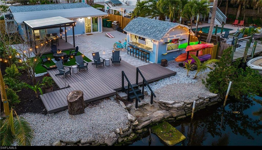 1308 Grand Canal DR, NAPLES FL 34110