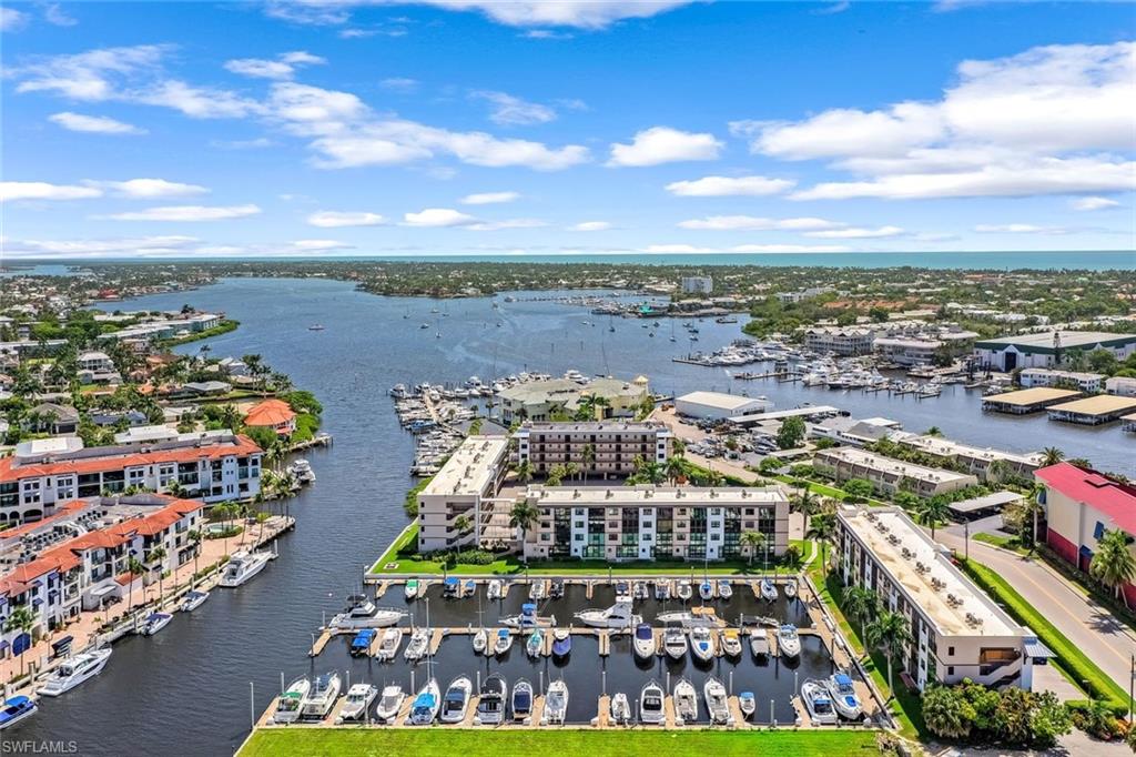 807 RIVER POINT DR # 102D, NAPLES FL 34102