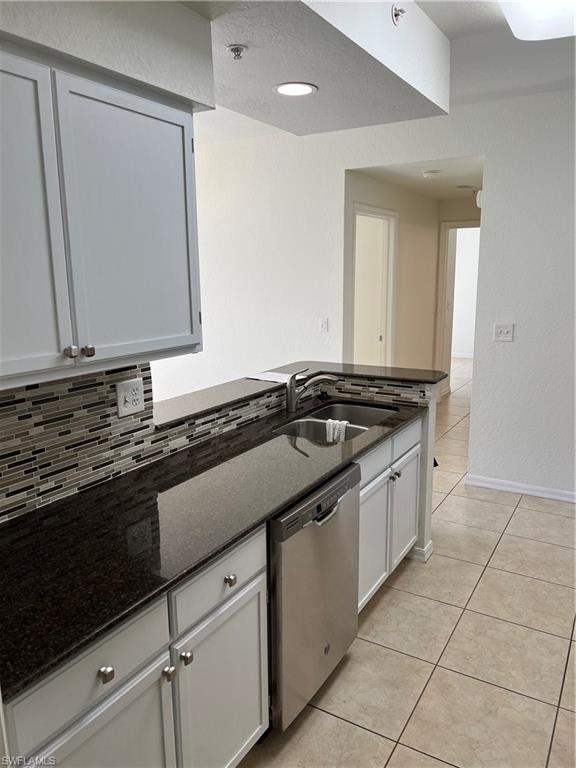 4690 Saint Croix LN # 418, NAPLES FL 34109