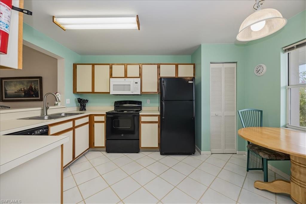 1343 Churchill CIR # H202, NAPLES FL 34116