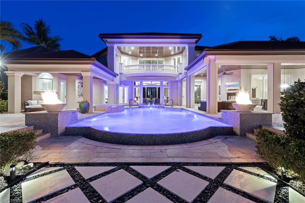 8732 Purslane DR, NAPLES FL 34109
