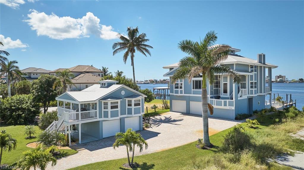 950 San Carlos DR, FORT MYERS BEACH FL 33931