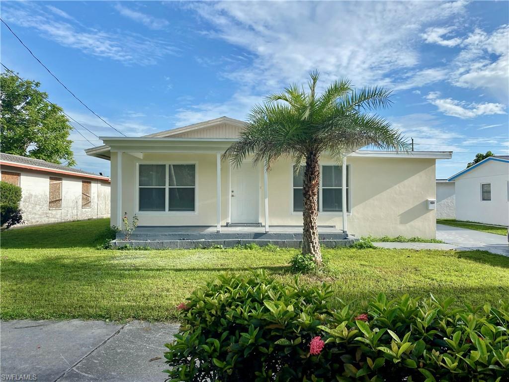 1340 5th AVE N, NAPLES FL 34102