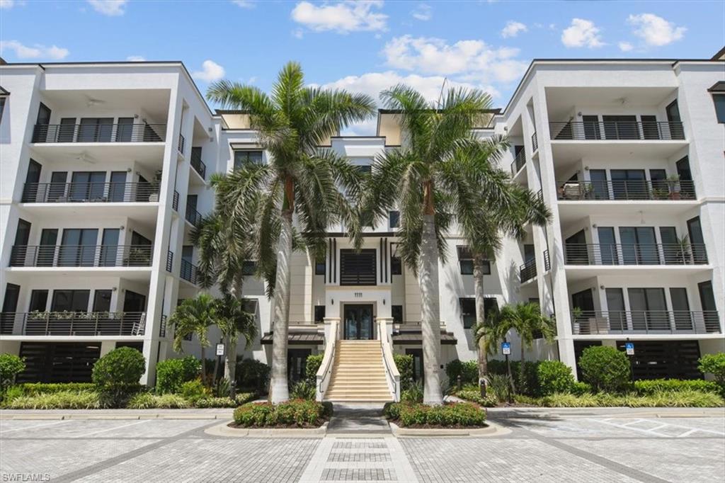 1111 Central AVE # 207, NAPLES FL 34102
