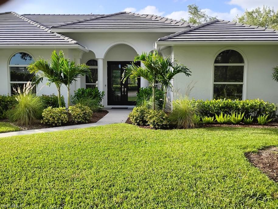 1909 Fairfax CIR, NAPLES FL 34109