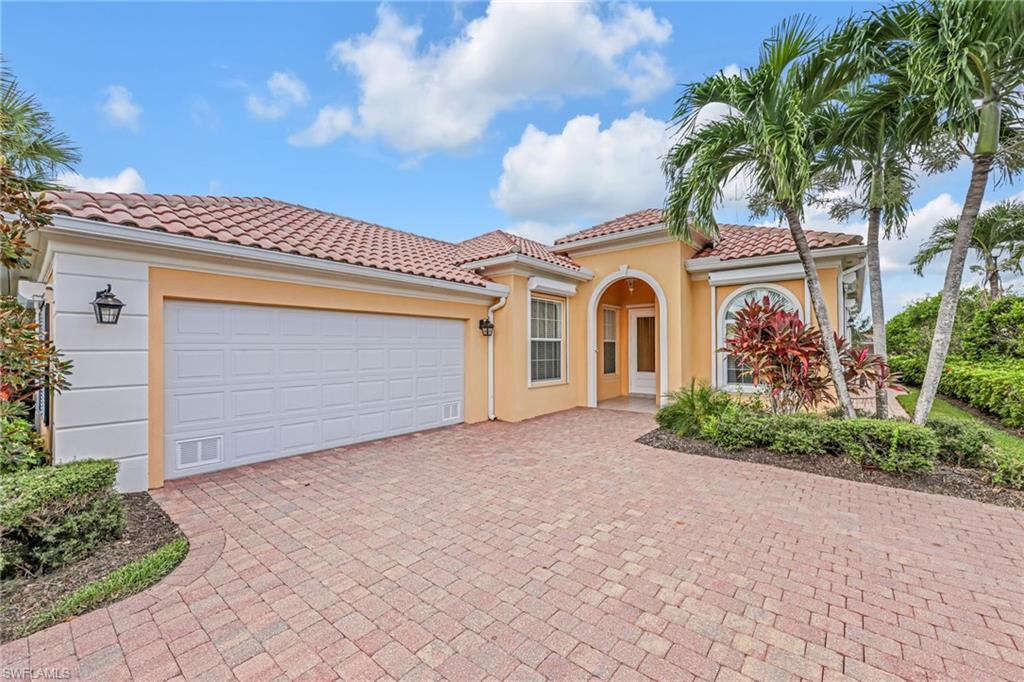 8591 Alessandria CT, NAPLES FL 34114