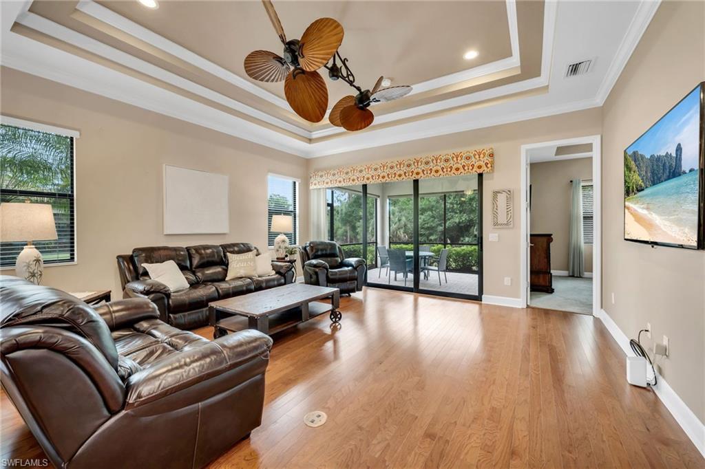 9149 Isla Bella CIR, BONITA SPRINGS FL 34135