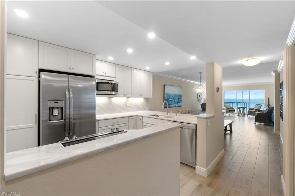 25900 Hickory BLVD # 206, BONITA SPRINGS FL 34134