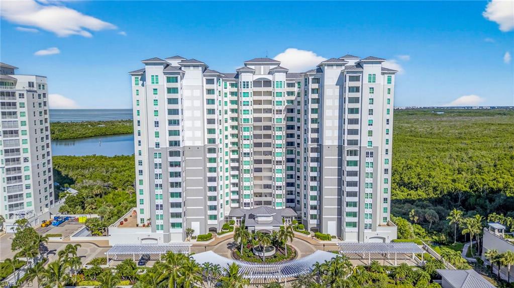 285 Grande WAY # 705, NAPLES FL 34110
