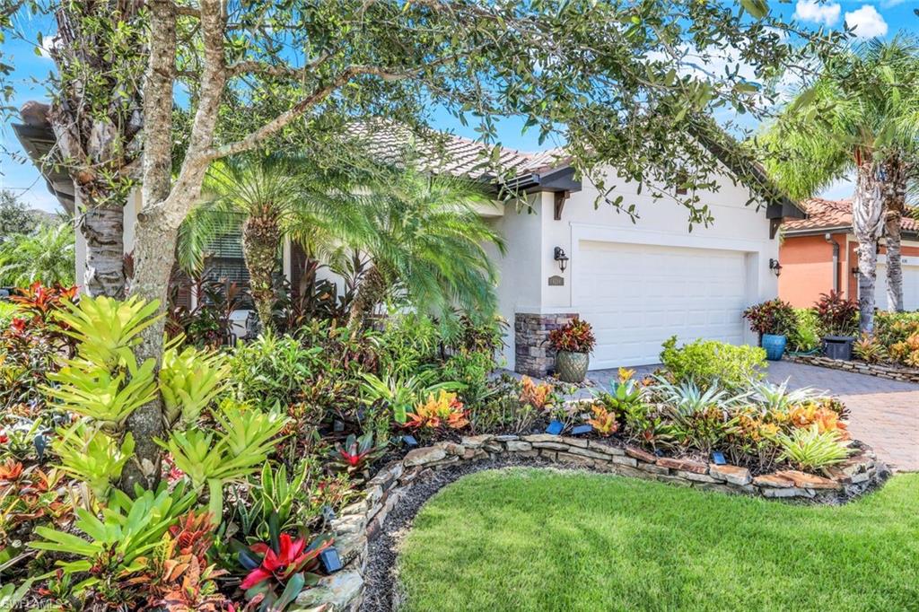 4244 Raffia Palm CIR, NAPLES FL 34119