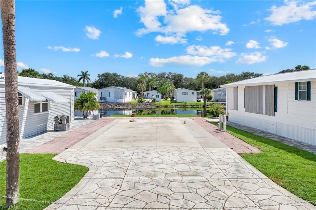 325 Imperial Wilder BLVD, NAPLES FL 34114
