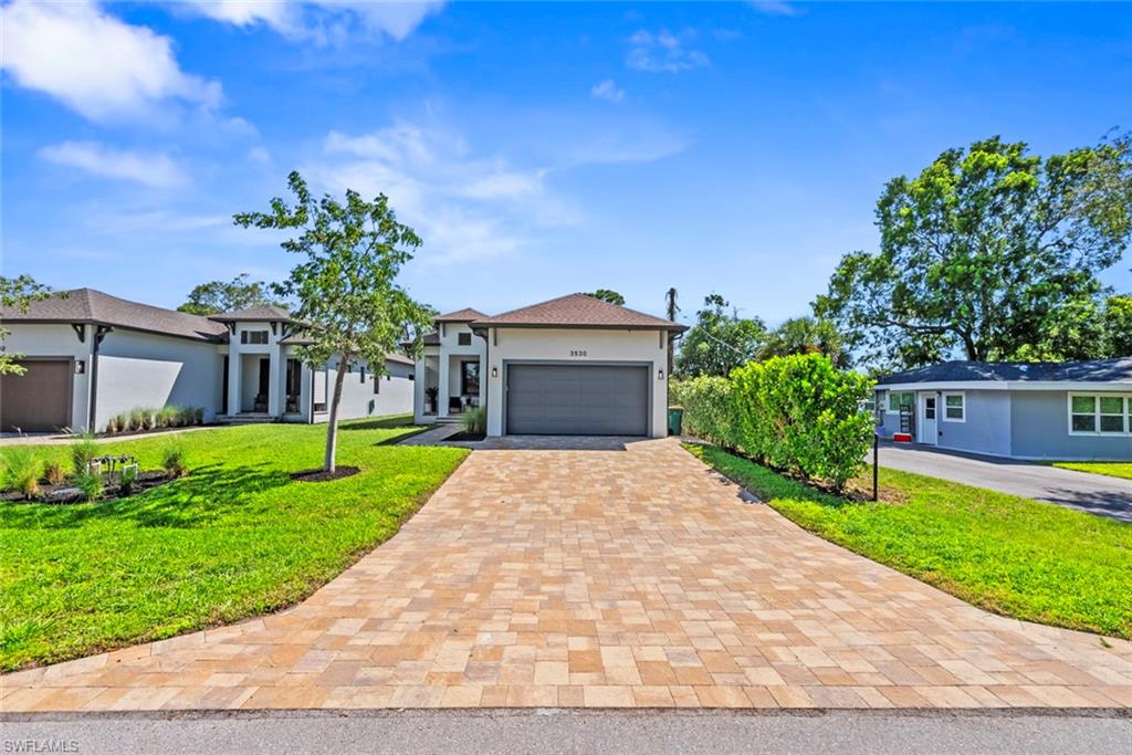 3530 Hibiscus AVE, NAPLES FL 34104