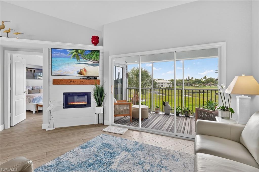 1300 Sweetwater CV # 6202, NAPLES FL 34110
