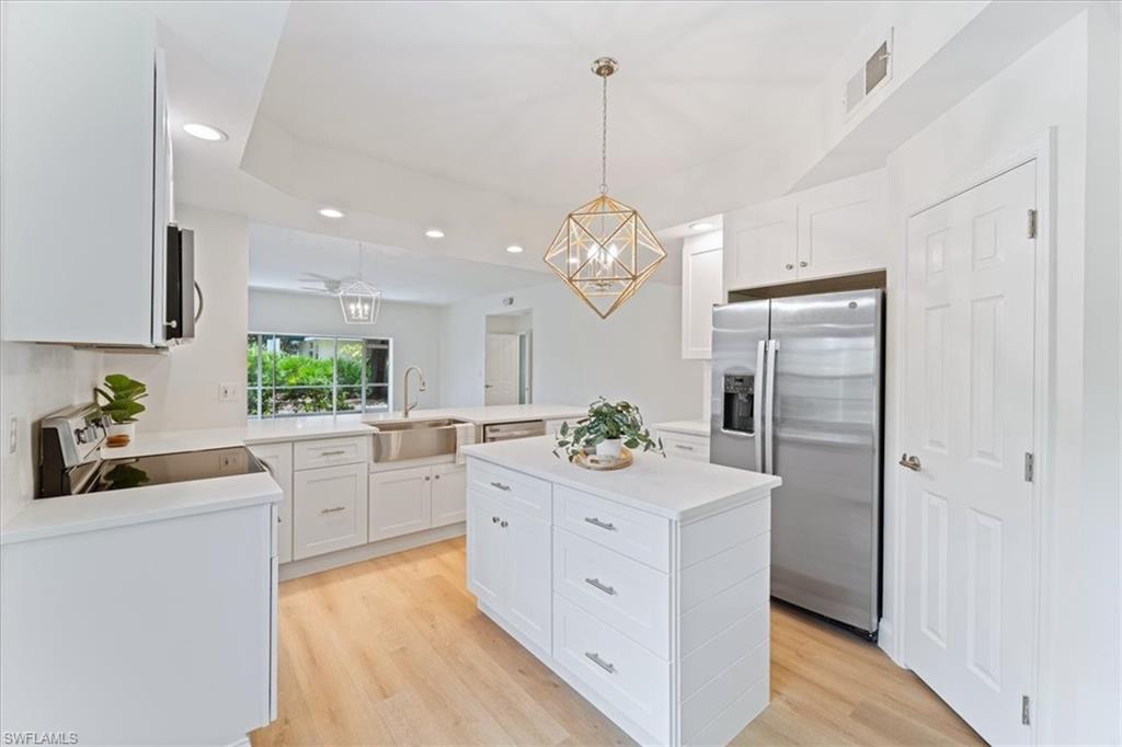 2868 Aintree LN # M101, NAPLES FL 34112