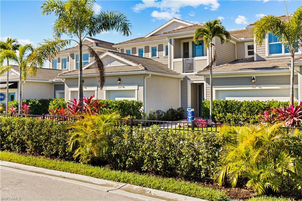 4596 Arboretum CIR # 202, NAPLES FL 34112