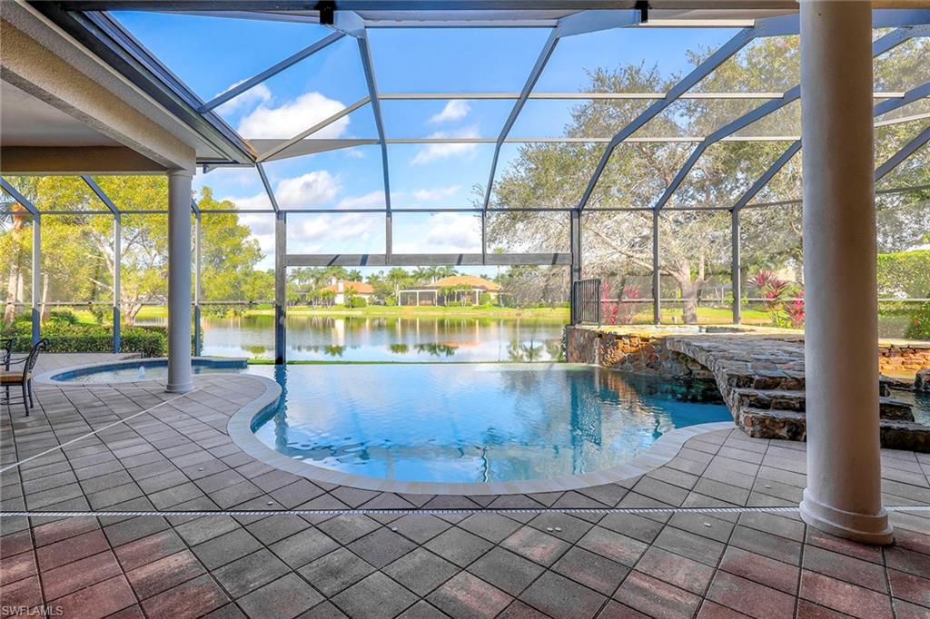 7711 Trent CT, NAPLES FL 34113