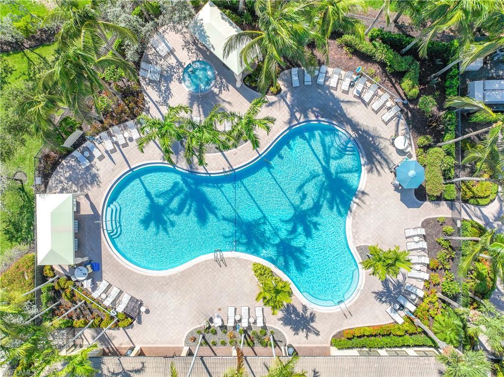 6548 Monterey PT # 202, NAPLES FL 34105