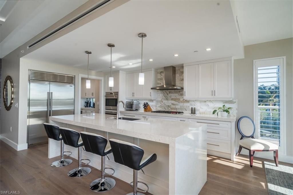 13915 Old Coast RD # 301, NAPLES FL 34110