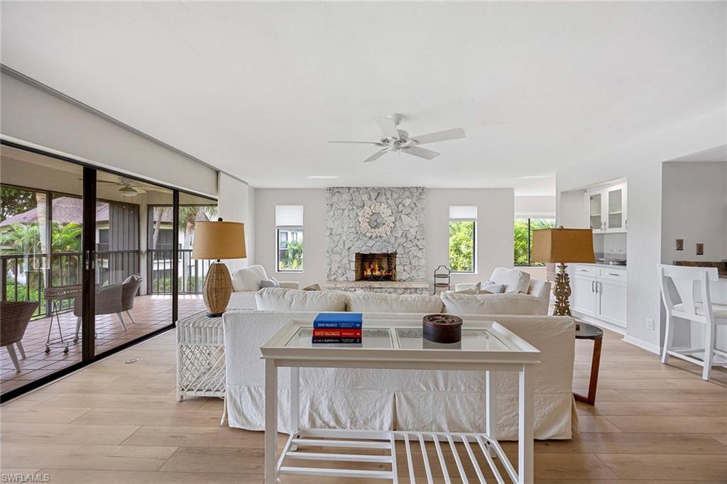 300 Misty Pines CIR # C202, NAPLES FL 34105