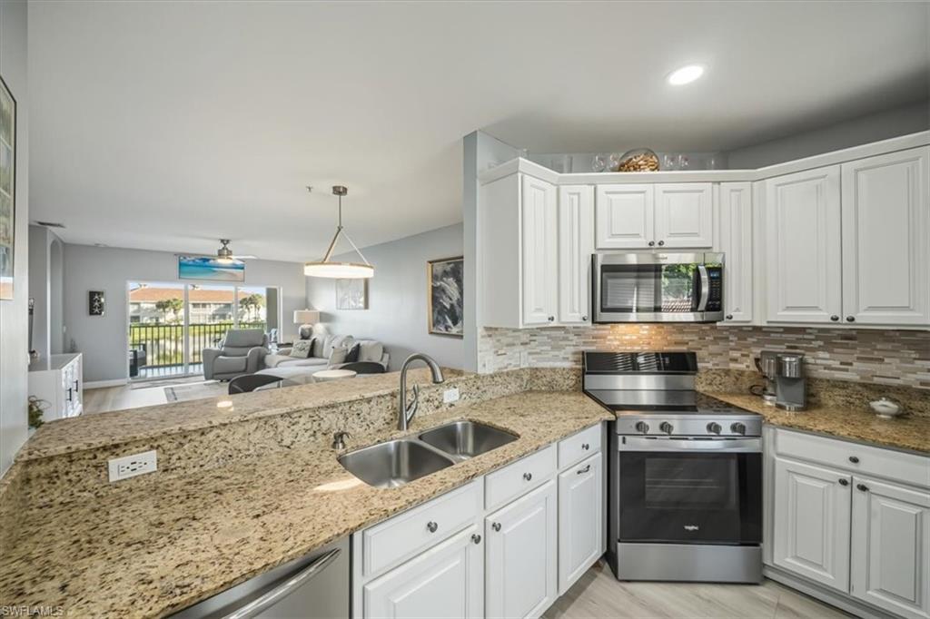 3029 Driftwood WAY # 3306, NAPLES FL 34109