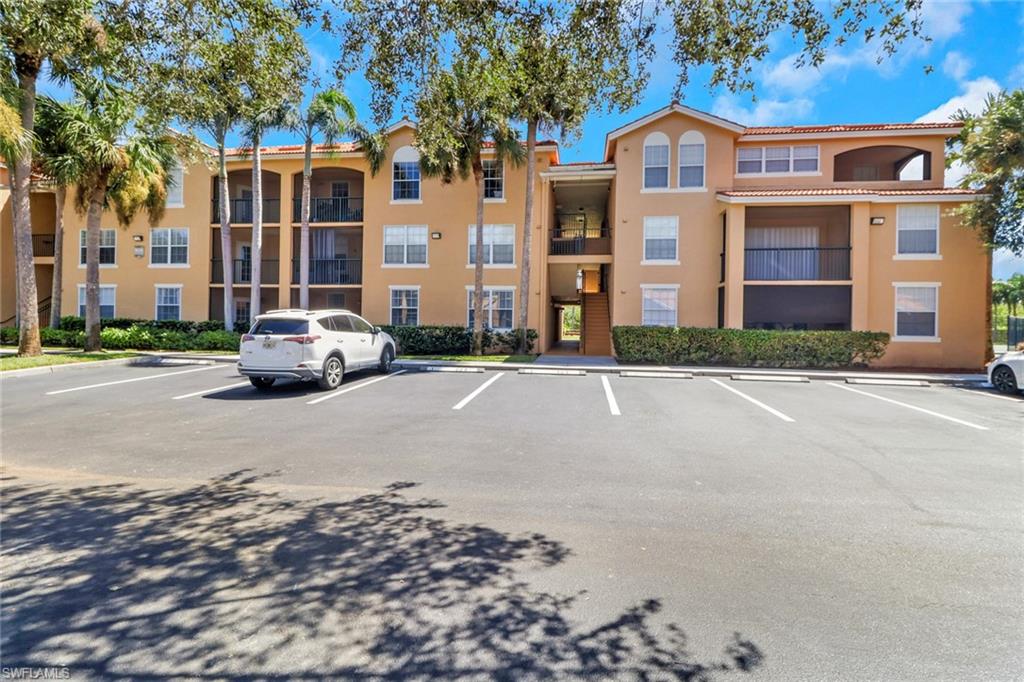 8659 River Homes LN # 1105, BONITA SPRINGS FL 34135
