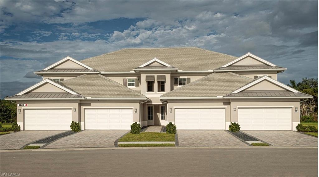 251 Indies Dr E # 201, NAPLES FL 34114
