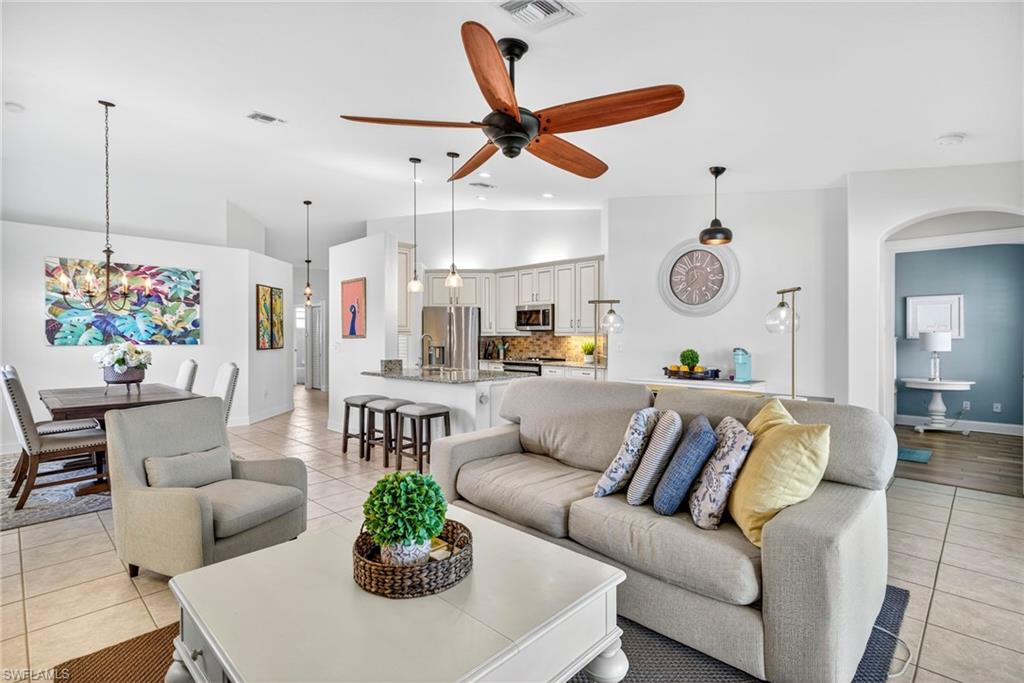 6845 Sterling Greens DR # 202, NAPLES FL 34104