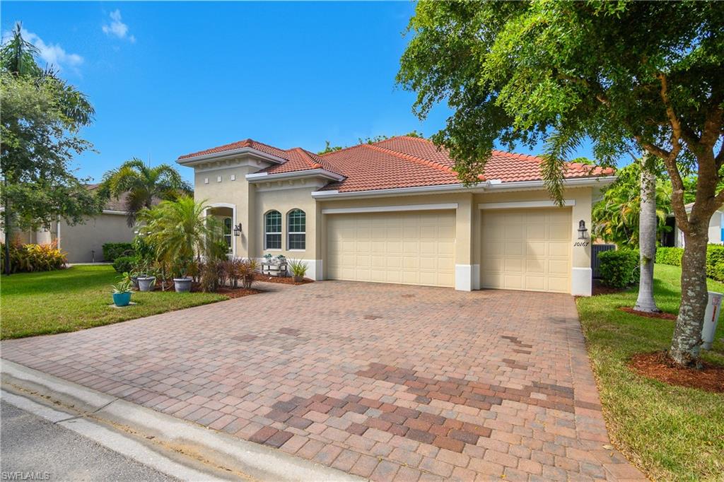 10167 Avonleigh DR, BONITA SPRINGS FL 34135