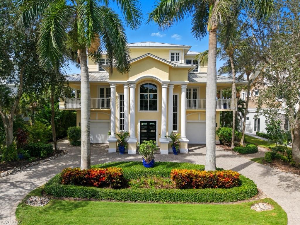 680 Waterside DR, MARCO ISLAND FL 34145