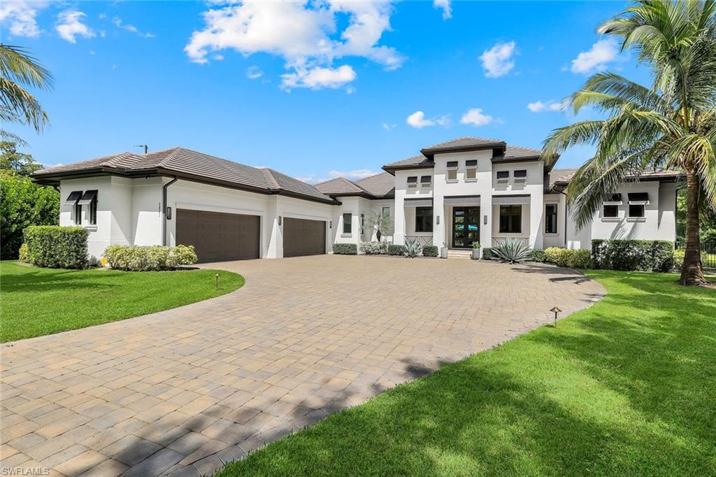 5861 Napa Woods WAY, NAPLES FL 34116