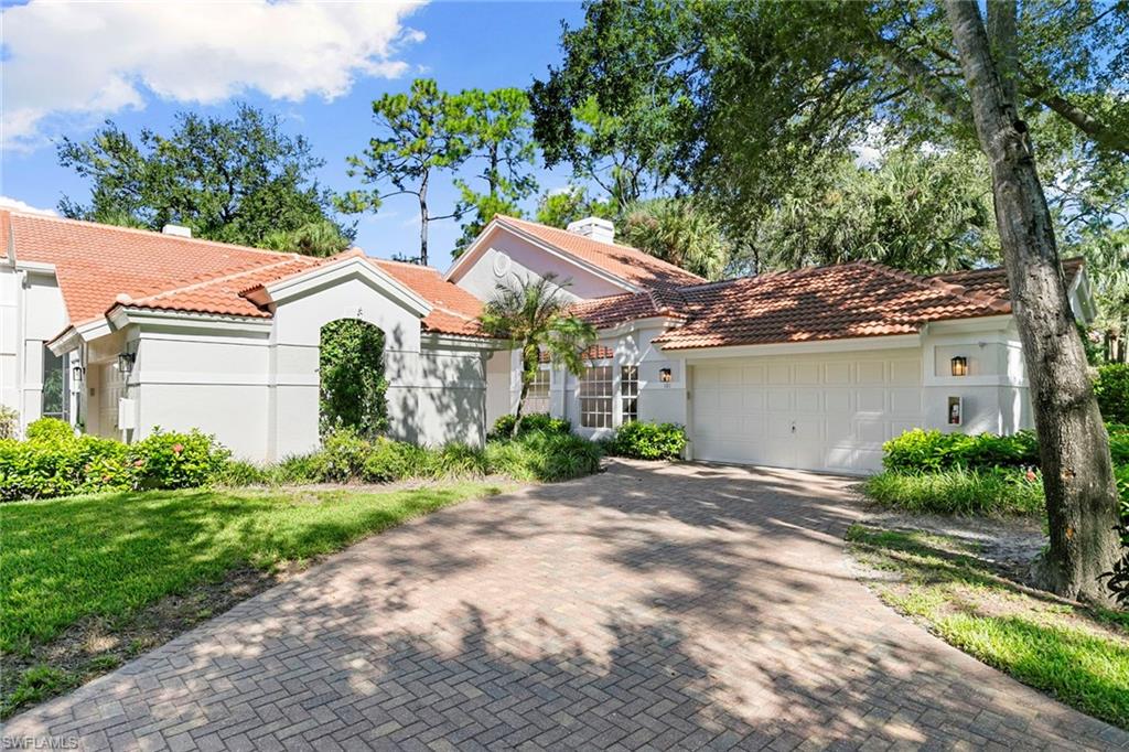 101 Amblewood LN # 104, NAPLES FL 34105