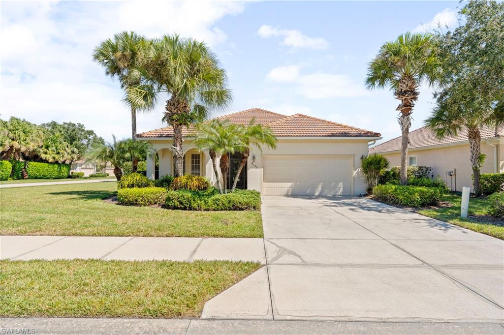 8193 Valiant DR, NAPLES FL 34104