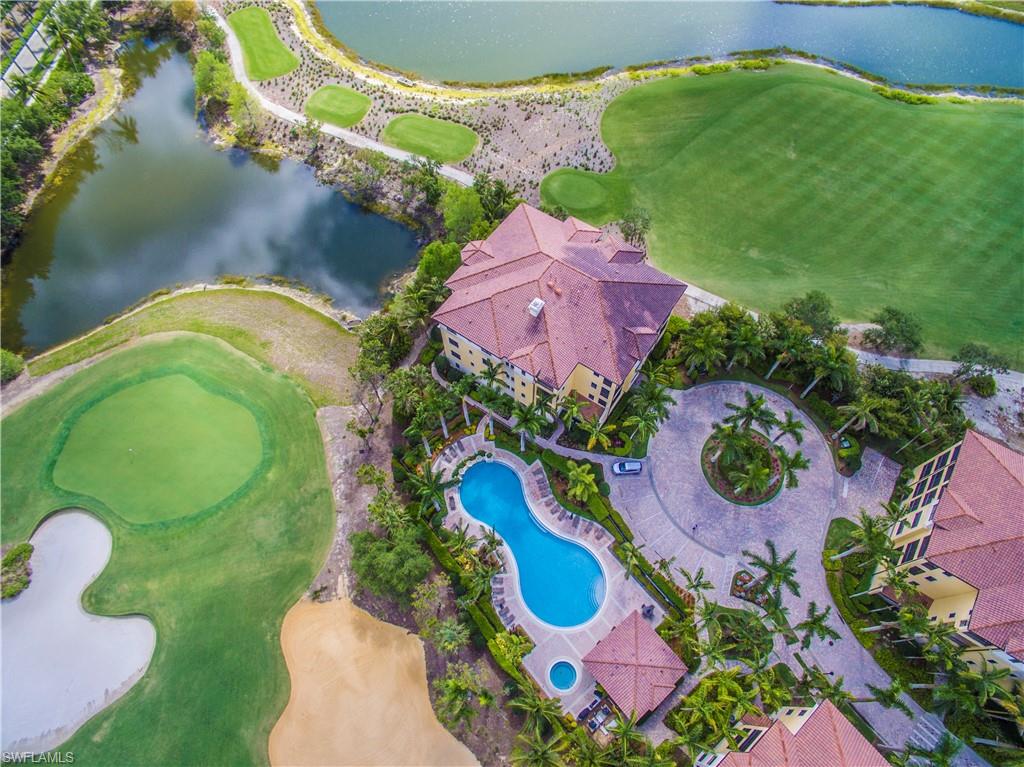 2555 Marquesa Royale LN # 301, NAPLES FL 34109