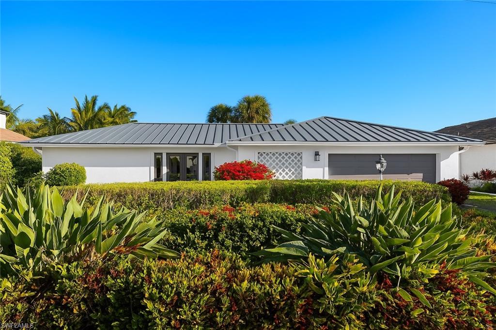1525 OSPREY AVE, NAPLES FL 34102