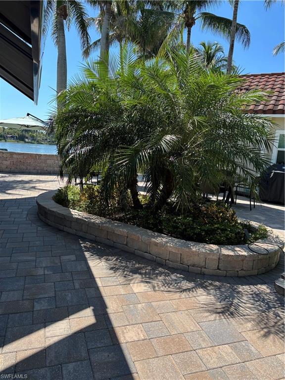 4895 Southern Breeze DR, NAPLES FL 34114